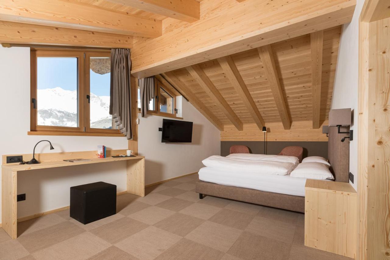 Hotel Li Anta Rossa Livigno Ngoại thất bức ảnh